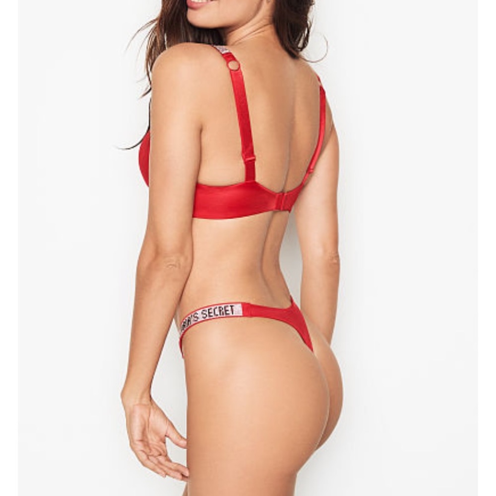 NWT❤️ VS Rhinestone Shine Thong - Picture 4 of 11